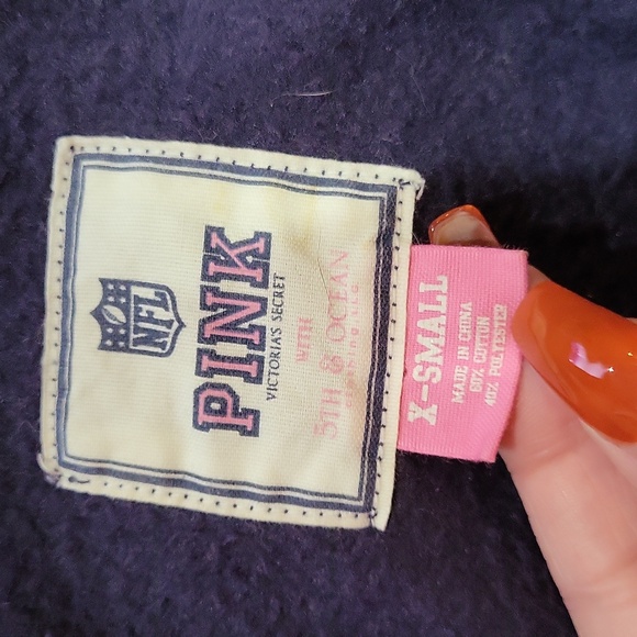 Victoria's Secret PINK Patriots Hoodie - Picture 11 of 14